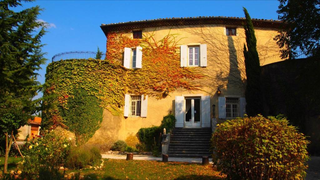 Hotel Le Castel Du Mont Boise Montboucher-sur-Jabron Exterior foto